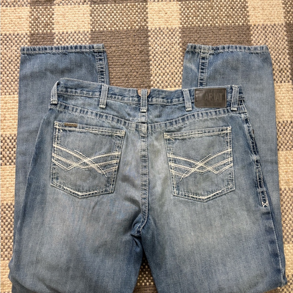 Ariat Men’s M3 Loose Fit Jeans 38x34 Straight leg Medium Wash Denim Pants
